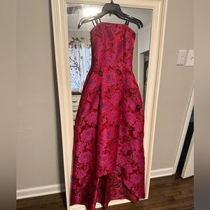 SOLD Formal Gown 00 Laundry by Shelli Segal